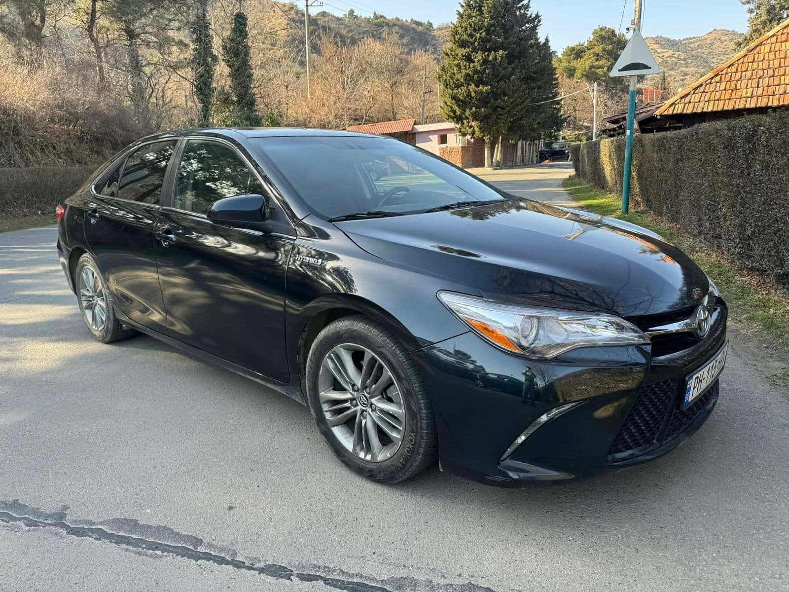 2016 Toyota Camry Hybrid
